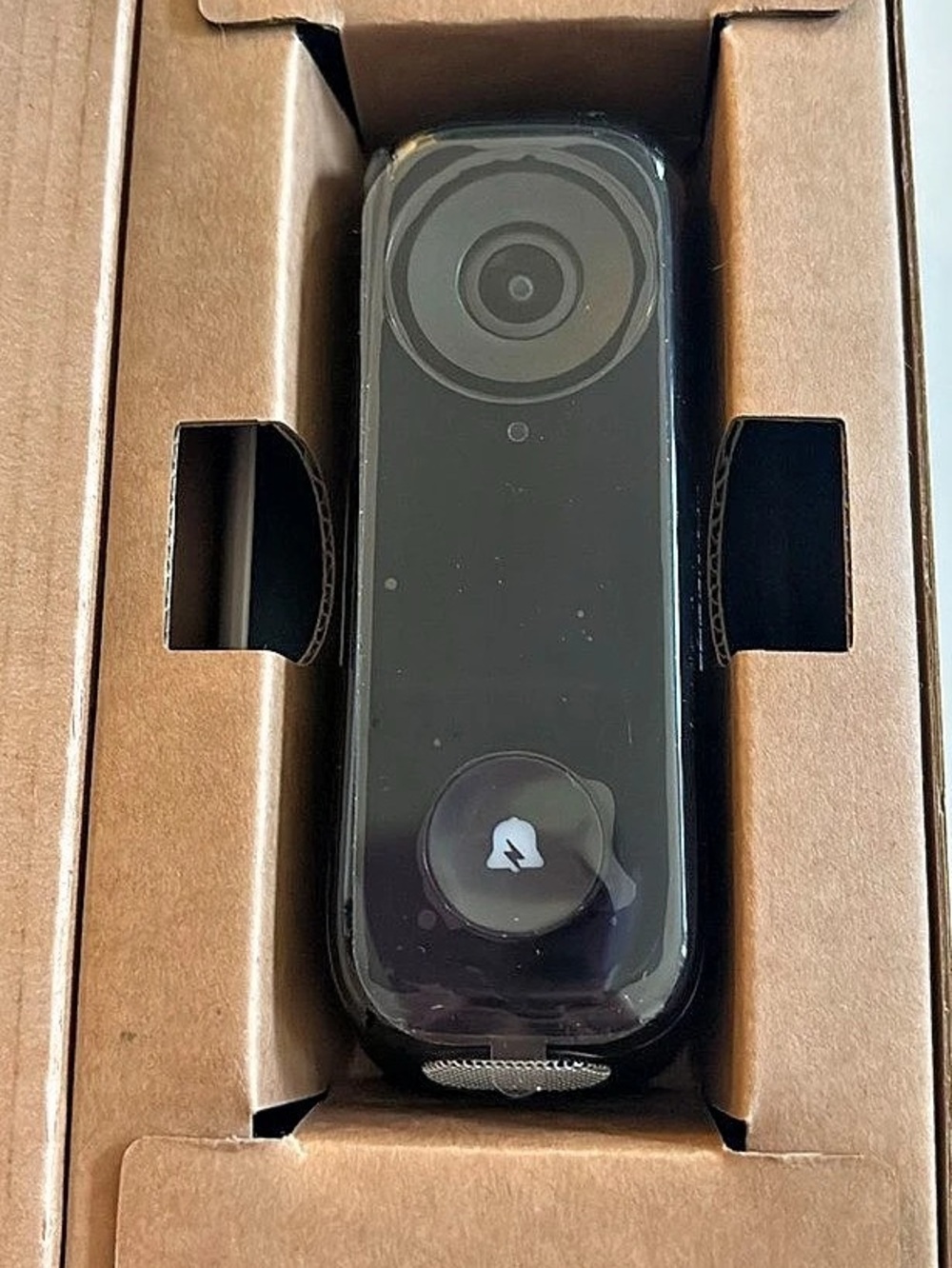 Rogers Ignite Doorbell Camera (Wired) Black & Brown